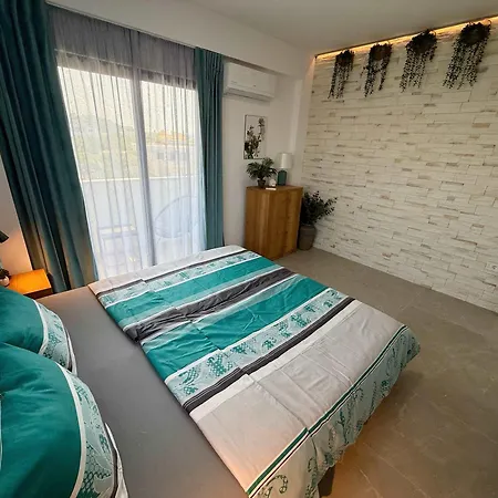 Rooftop Ix 702 Penzion