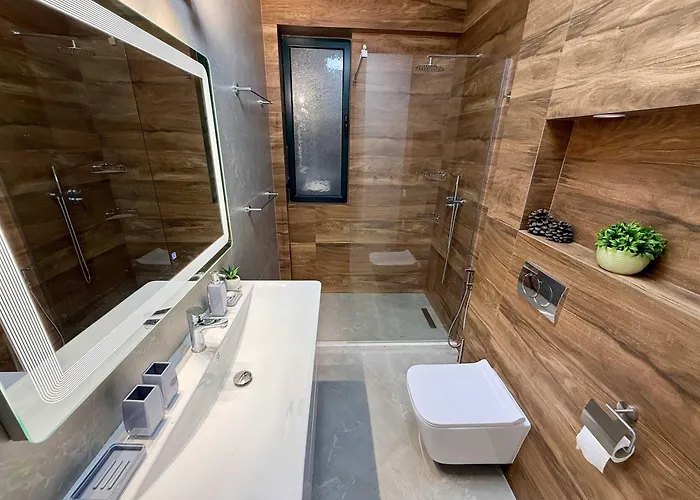 Rooftop Ix 702 Golem (Tirana)